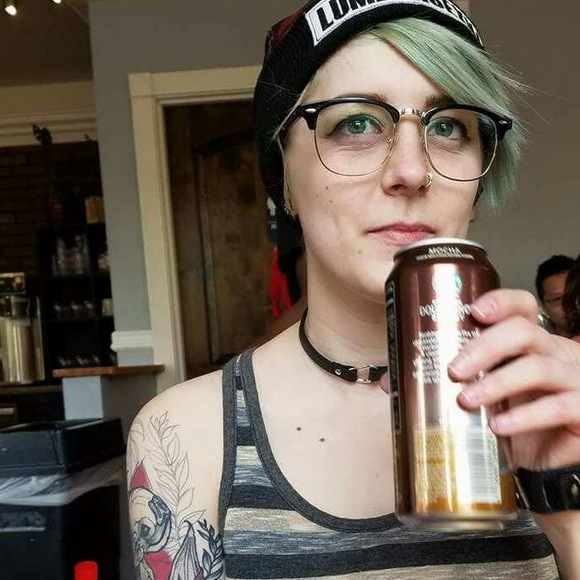 Meet your Posher, Keefe - Picture 1 of 1